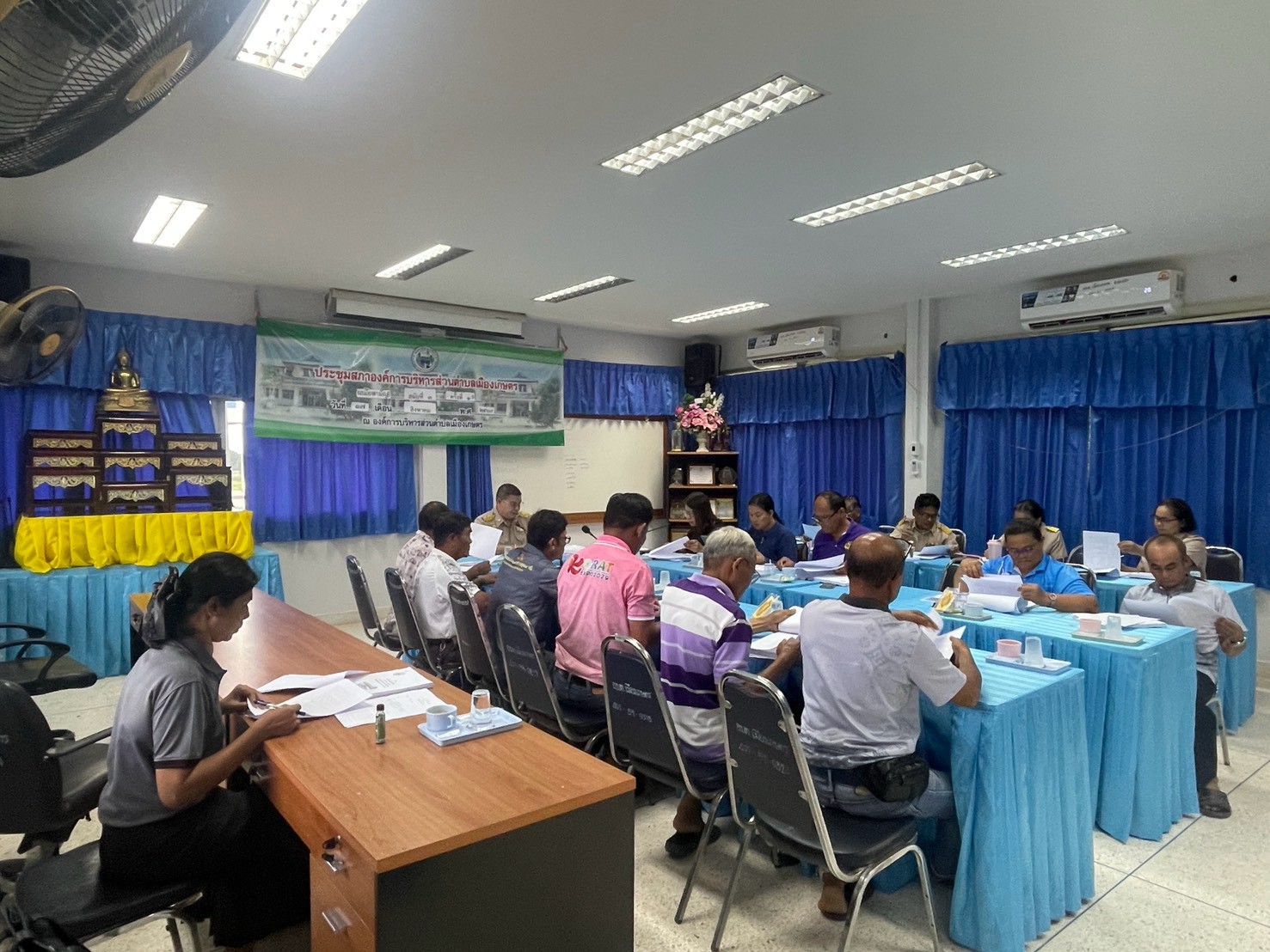 ประชุมคณะกรรมการพัฒนาแผน องค์การบริหารส่วนตำบลเมืองเกษตร