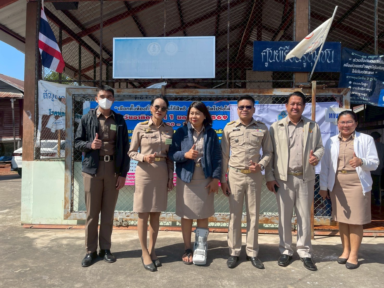 วันที่ 11 มกราคม 2569 คณะกรรมการการเลือกตั้งประจำองค์การบริหารส่วนตำบลเมืองเกษตร (กกต.อบต.เมืองเกษตร)และผู้อำนวยการการเลือกตั้งประจำองค์การบริหารส่วนตำบลเมืองเกษตร(ผอ.กต) ได้ดำเนินการตรวจเยี่ยมและให้กำลังหน่วยเลือกตั้งสมาชิกสภาอบต.เมืองเกษตรและนายกอบต.เมืองเกษตร จำนวน 7 เขตเลือกตั้ง จำนวน 7 หน่วย